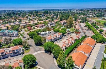 671 Ascot Dr in Vista, CA - Building Photo - Building Photo