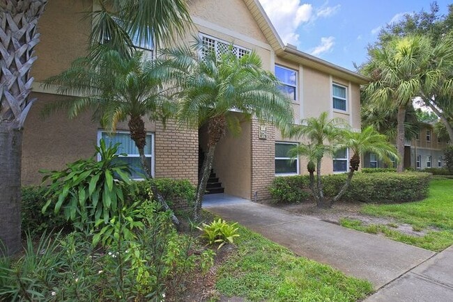 9942 Turf Way in Orlando, FL - Building Photo - Building Photo