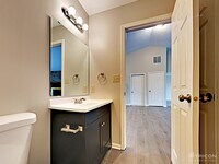 7312 Glendale Dr photo'