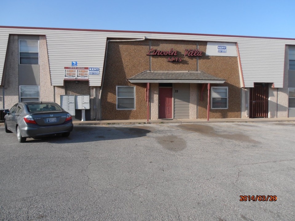 Lincoln Villa Apartments in Lawton, OK - Building Photo