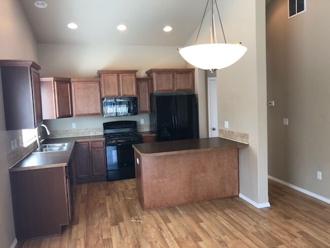 110 Bull Frog Dr in Bozeman, MT - Building Photo - Building Photo