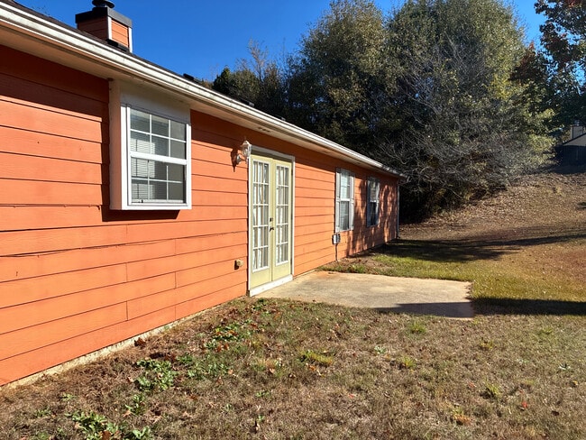 Room in House on Klondike River Rd in Stonecrest, GA - Foto de edificio - Building Photo