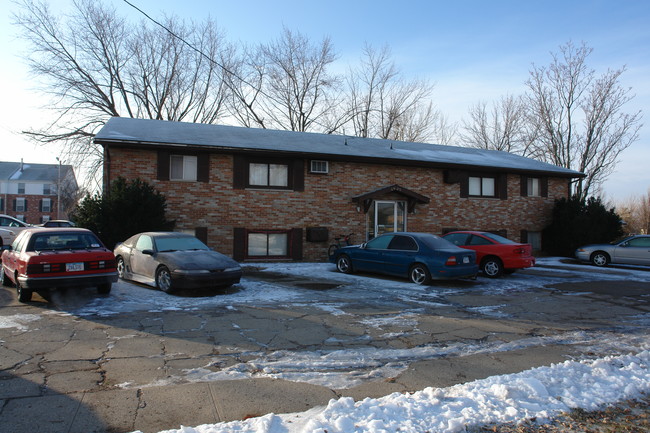 1925 W 1st St in Ankeny, IA - Foto de edificio - Building Photo