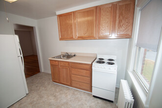 Essex Village & Marlyn Gardens Apartments in Essex, MD - Building Photo - Building Photo