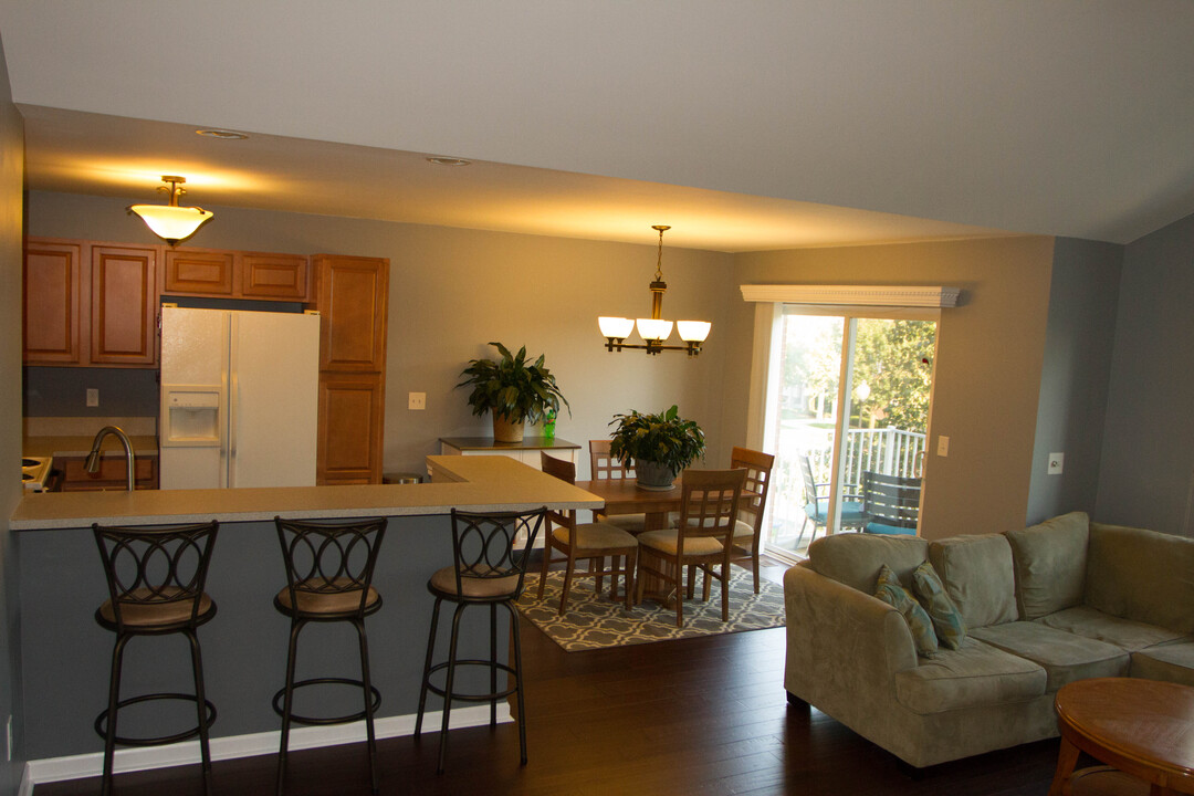 13367 Forest Ridge Blvd, Unit 13367 ForestRidge in Sterling Heights, MI - Building Photo