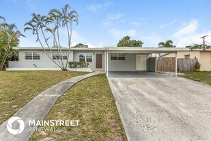 1433 Hillcrest Dr in Lake Worth Beach, FL - Building Photo
