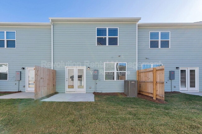 205 Fenchurch Wy in Cartersville, GA - Foto de edificio - Building Photo