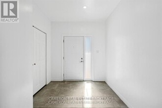12 King St in Cornwall, ON - Building Photo - Building Photo