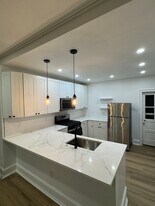 2207 Mount Vernon St, Unit 1st Floor in Philadelphia, PA - Building Photo