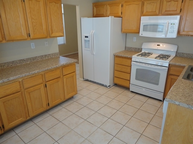 2404 Rue De Versailles in Henderson, NV - Building Photo - Building Photo