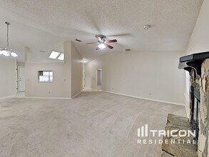 7081 Swamp Flower Ln in Jacksonville, FL - Building Photo - Building Photo