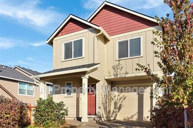 property at 3153 Gehlar Rd NW