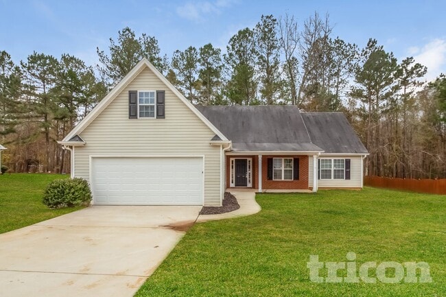 100 Harvey Wood Dr in Covington, GA - Building Photo - Building Photo