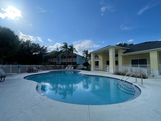 property at 3111 Sun Lake Ct