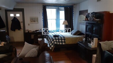 22 Euston St, Unit 5 in Brookline, MA - Building Photo - Building Photo