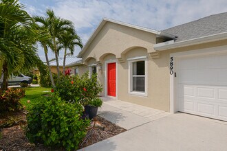 5890 NW Dowse St in Port St. Lucie, FL - Building Photo - Building Photo