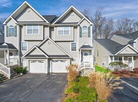 17293 Queen Anne Way in Lewes, DE - Building Photo