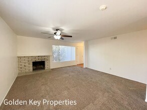 1403 Denise Cir in Oceanside, CA - Building Photo - Building Photo