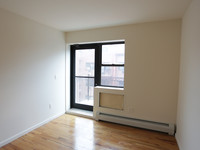 Alma East in Astoria, NY - Building Photo - Interior Photo