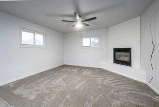 445 N 100 E in Lehi, UT - Building Photo - Building Photo