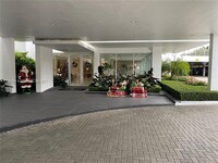 199 Ocean Lane Dr, Unit 811 in Key Biscayne, FL - Foto de edificio - Building Photo