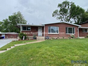 223 E Mill St S, Unit 223 E Mill St in Bountiful, UT - Building Photo - Building Photo
