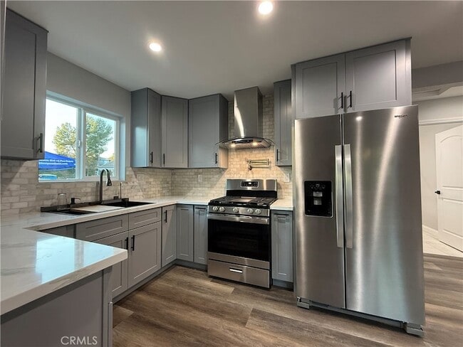 property at 20160 Stanford Ct