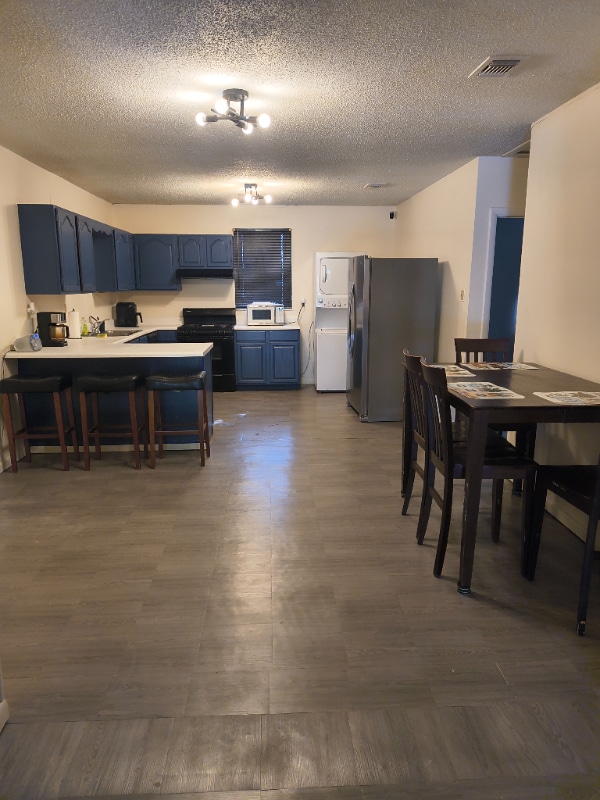 513 W Petain St in Prichard, AL - Foto de edificio - Building Photo