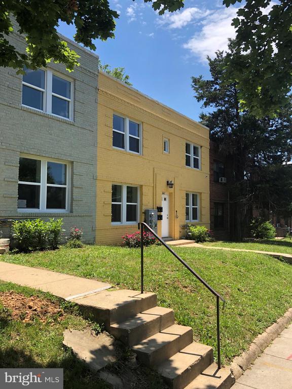 property at 849 19th St NE