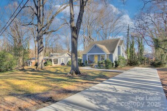 2200 Eaton Rd in Charlotte, NC - Building Photo - Building Photo