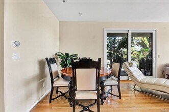 5084 Campo Rd in Los Angeles, CA - Building Photo - Building Photo