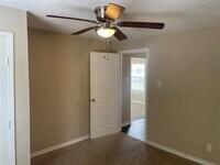 8209 Parnell St photo'