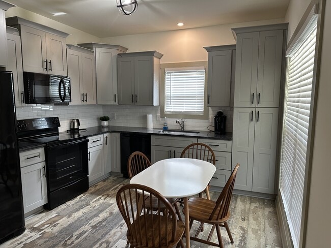188 Vickery St in Hartwell, GA - Building Photo - Building Photo
