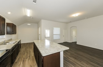 1722 Jasmine Dr in Lancaster, TX - Building Photo - Building Photo