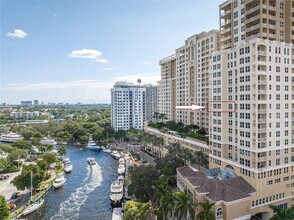 511 SE 5 Ave in Fort Lauderdale, FL - Foto de edificio - Building Photo