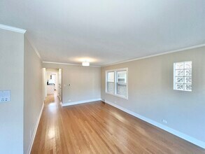 5547 N Central Ave in Chicago, IL - Building Photo - Building Photo