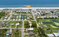 201 Nautilus Dr in Port St. Joe, FL - Foto de edificio - Building Photo