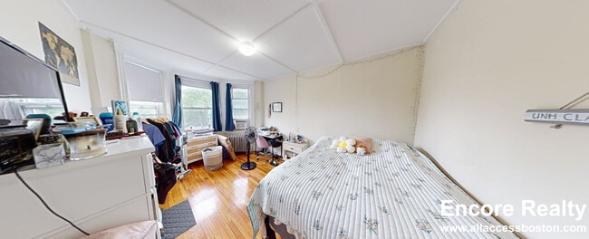 property at 1185 Boylston St