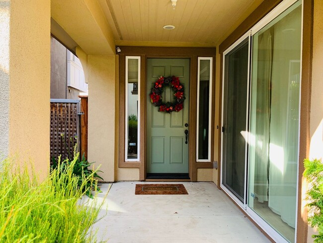 40243 Legend Rose Terrace in Fremont, CA - Building Photo - Building Photo