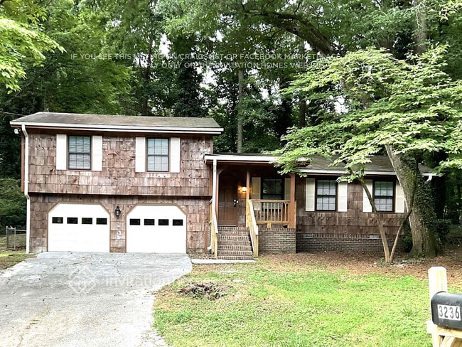 property at 3236 Lincoln Pl