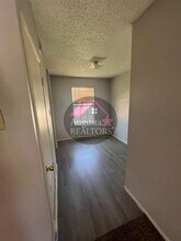 2410 N Willis St in Abilene, TX - Building Photo - Building Photo