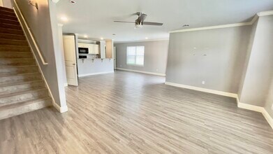 1239 N Rupple Rd in Fayetteville, AR - Building Photo - Building Photo