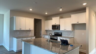 1820 Hardwood Ct in Conway, SC - Building Photo - Building Photo