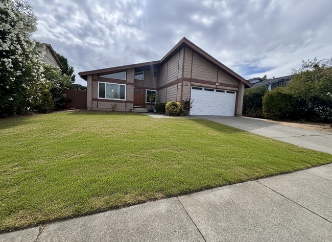 property at 103 Oriole Ct