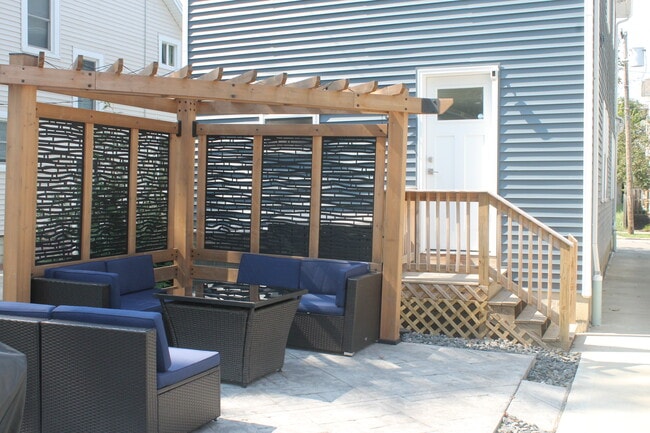 1889 W 54th St in Cleveland, OH - Building Photo - Building Photo