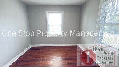 4210 E 69th St in Kansas City, MO - Building Photo - Building Photo