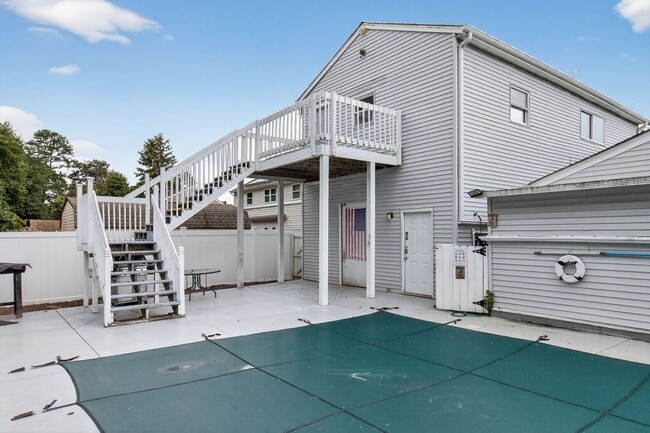 property at 837 Romney Ln