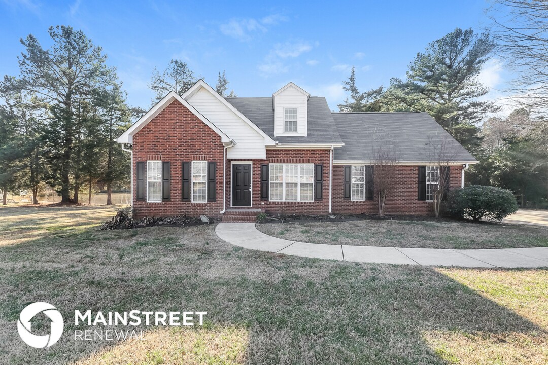 4123 Terry Terrace in Matthews, NC - Building Photo