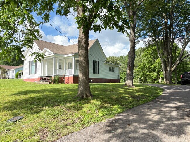 226 North Durham Ave in Sharon, TN - Building Photo - Building Photo