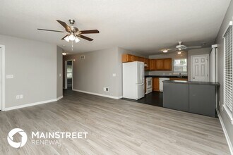 12510 Oak Point in Platte City, MO - Building Photo - Building Photo